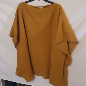 NEW YORK AND COMPANY PONCHO TOP, SIZE M